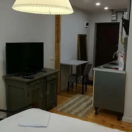 Varnu Apartment *